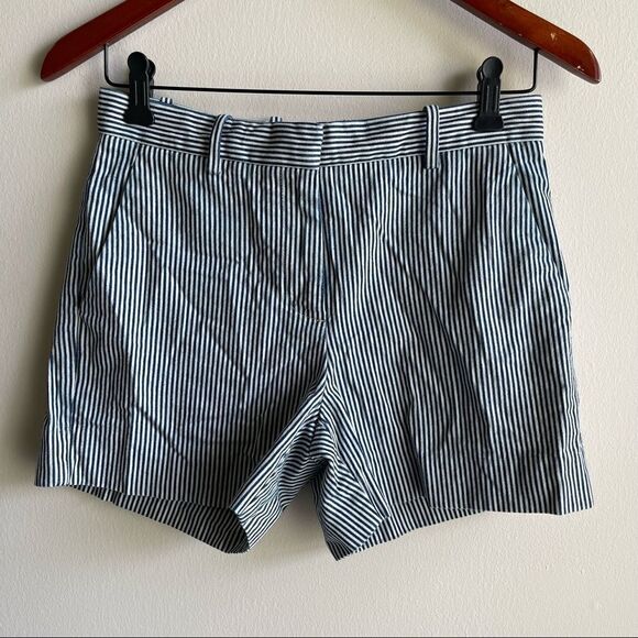 Gap Tailored Shorts Navy and White Striped - Picture 2 of 4
